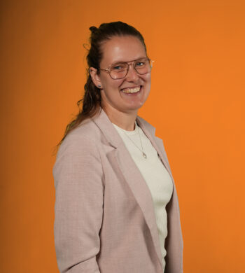 HIGH Denise Van Zwol 2603 Website