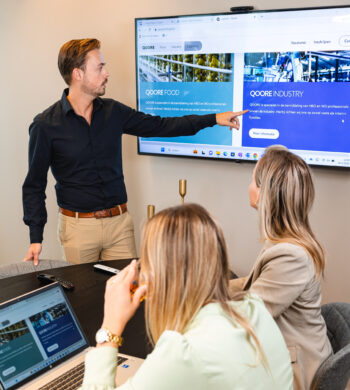 Quoore Home of Hiring 25